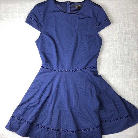 City Studio Navy Textured Dress Homecoming 3 & 7 - Picture 2 of 6